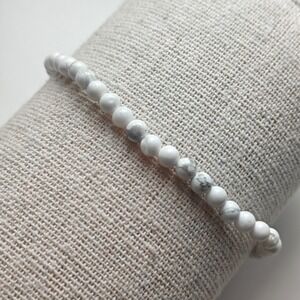 White Howlite or Marble Small Beaded Stretch Bracelet Grey Stone Minimalist 7 In